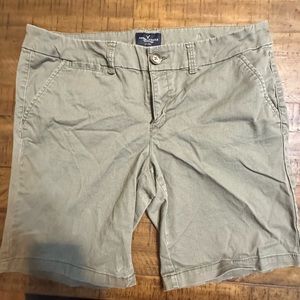 American Eagle Bermuda short size 12
